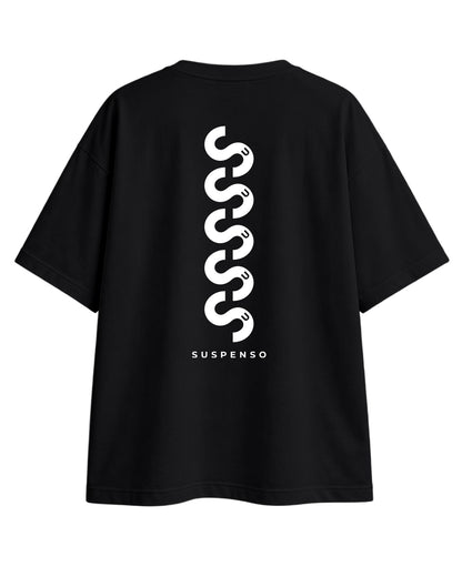 CAMISETA OVERSIZE CHICO SUSPENSO NEGRA