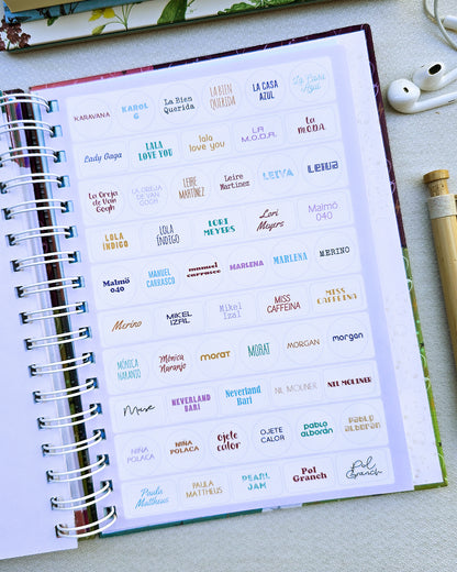 AGENDA MUSICAL 2027 · Regalo para amantes de la música, con canciones, pegatinas y guardapulseras