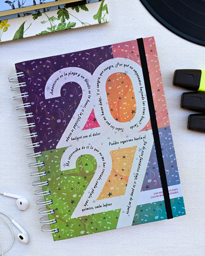 Portada de la Agenda Musical 2027 de IndieSonora, agenda de tapa dura para amantes de la música