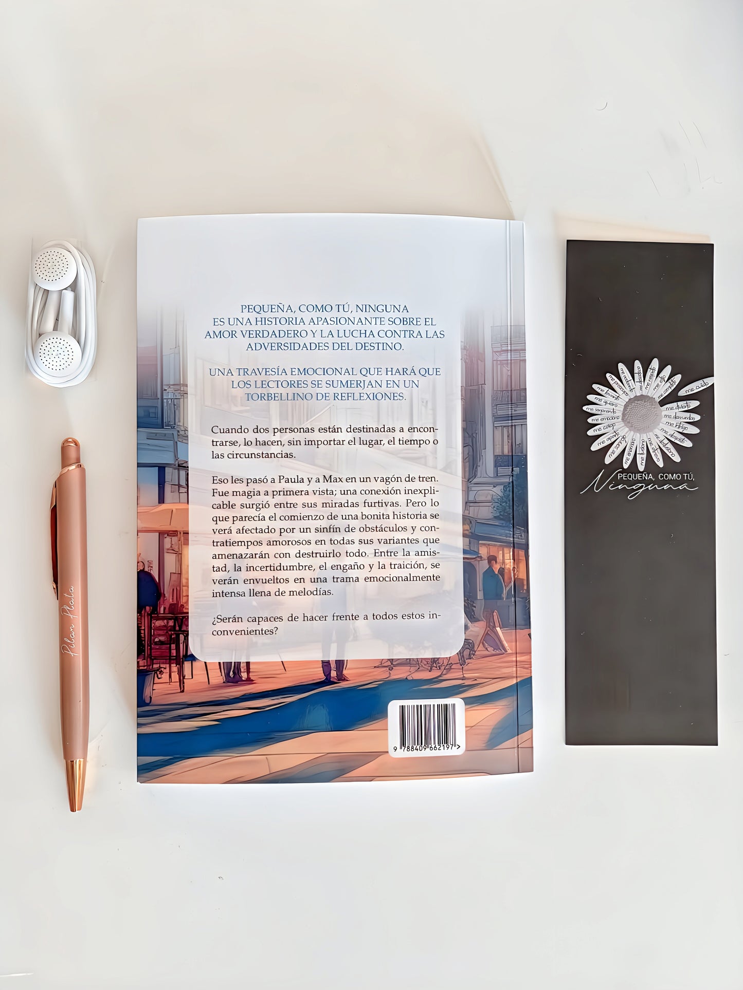 PEQUEÑA, COMO TÚ, NINGUNA